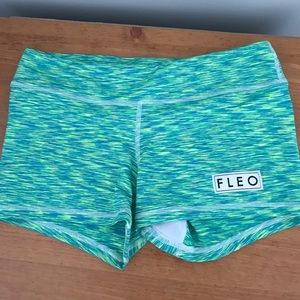 Fleo booty shorts